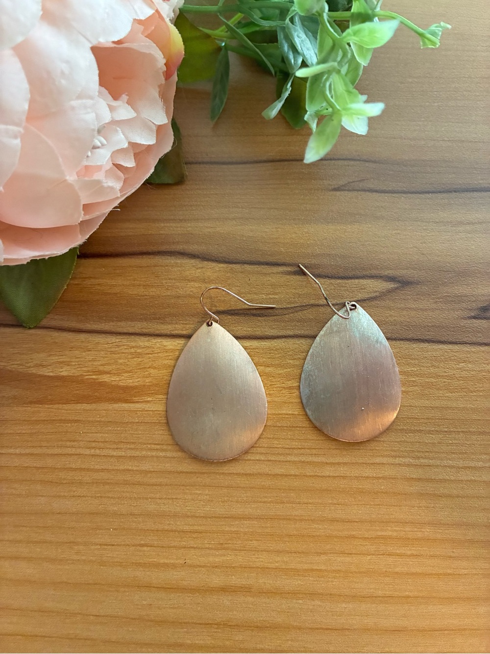 Women’s Teardrop Copper Dangle Earrings